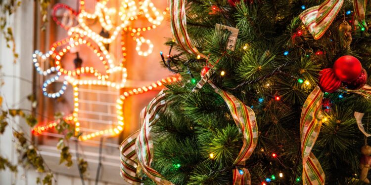 Christmas Lease Decorations